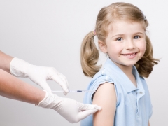 Vaccination against hemophilic infection