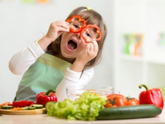 What vitamins are better suited for children 7 years old?