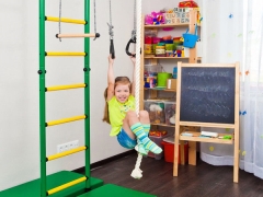 Swedish wall for children in the apartment - a sports complex for each child