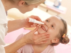 Vasoconstrictor nose drops for children