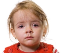 How to treat conjunctivitis in a child 1-4 years?