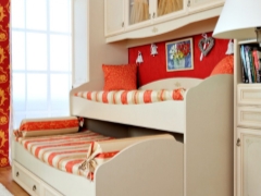 Children's bunk transforming bed