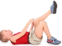 Why does a child have crunches in the joints?