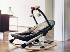 Swing chaise lounge for newborns