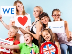 How to choose a language camp for teenagers?