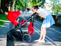 Rating of baby strollers: the best models from modern manufacturers