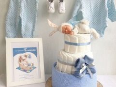 Features of the manufacture of gifts from diapers