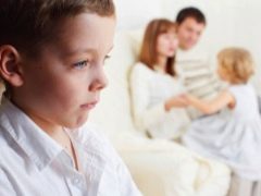 Causes and features of children's jealousy. What should parents do?