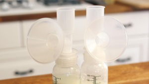 What does breast milk look like and how does it taste?