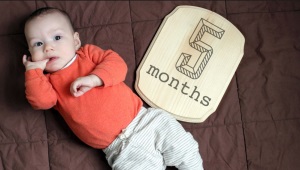 Child development at 5 months