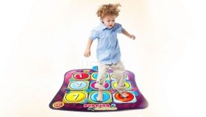 Children's dancing rug