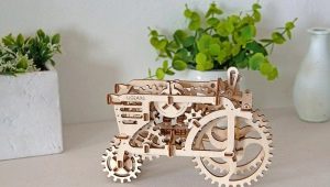 Features of wooden mechanical constructors