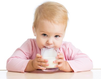 Children up to the year of cow's milk can not