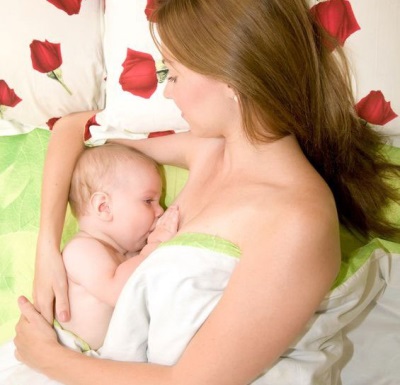 Breastfeeding before vaccination