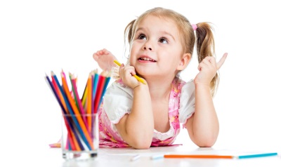 Girl with pencils draws