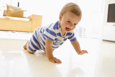 Baby at 7 months crawling