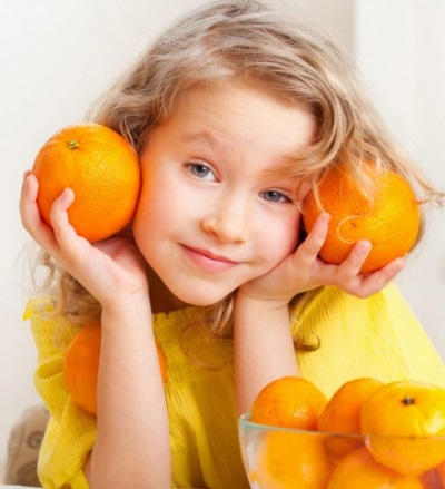 Oranges in the child's diet