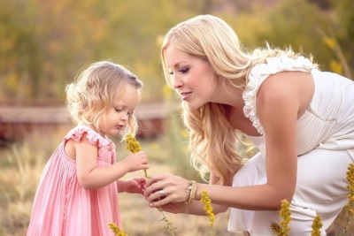 Mom with baby and flower