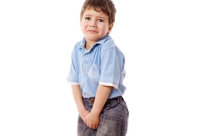 Who to contact if the child does not control urination