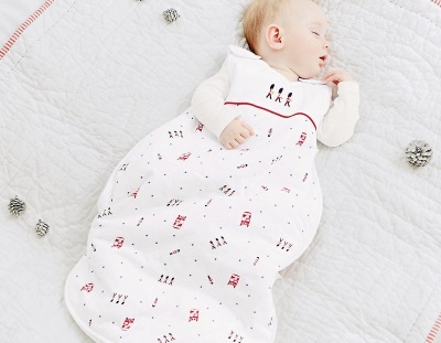 Choosing a sleeping bag for newborns